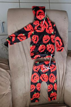 Toddler Halloween pumpkin hoodie set, size 90, fits 2-3 years old, black with bright jack-o-lantern print, hooded top and pants