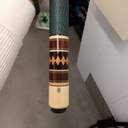 McDermott Pool Cue - Custom 19 Series