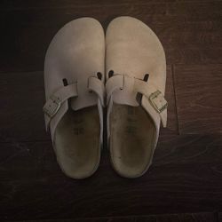 Pink birkenstock clogs size 9