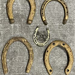 Horse shoes vintage metal