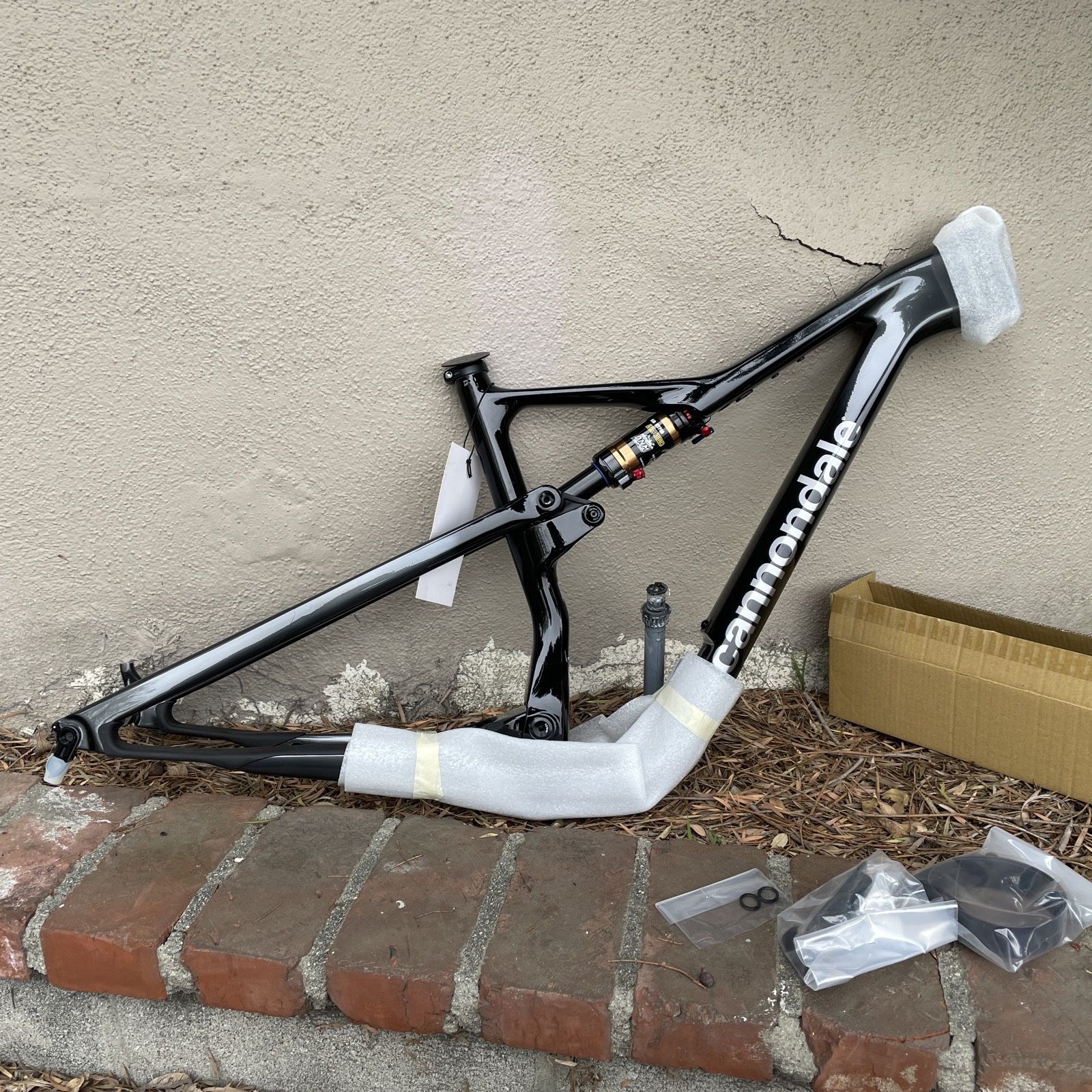 Brand New Cannondale Carbon Scalpel Mountain Bike Frame Size Small