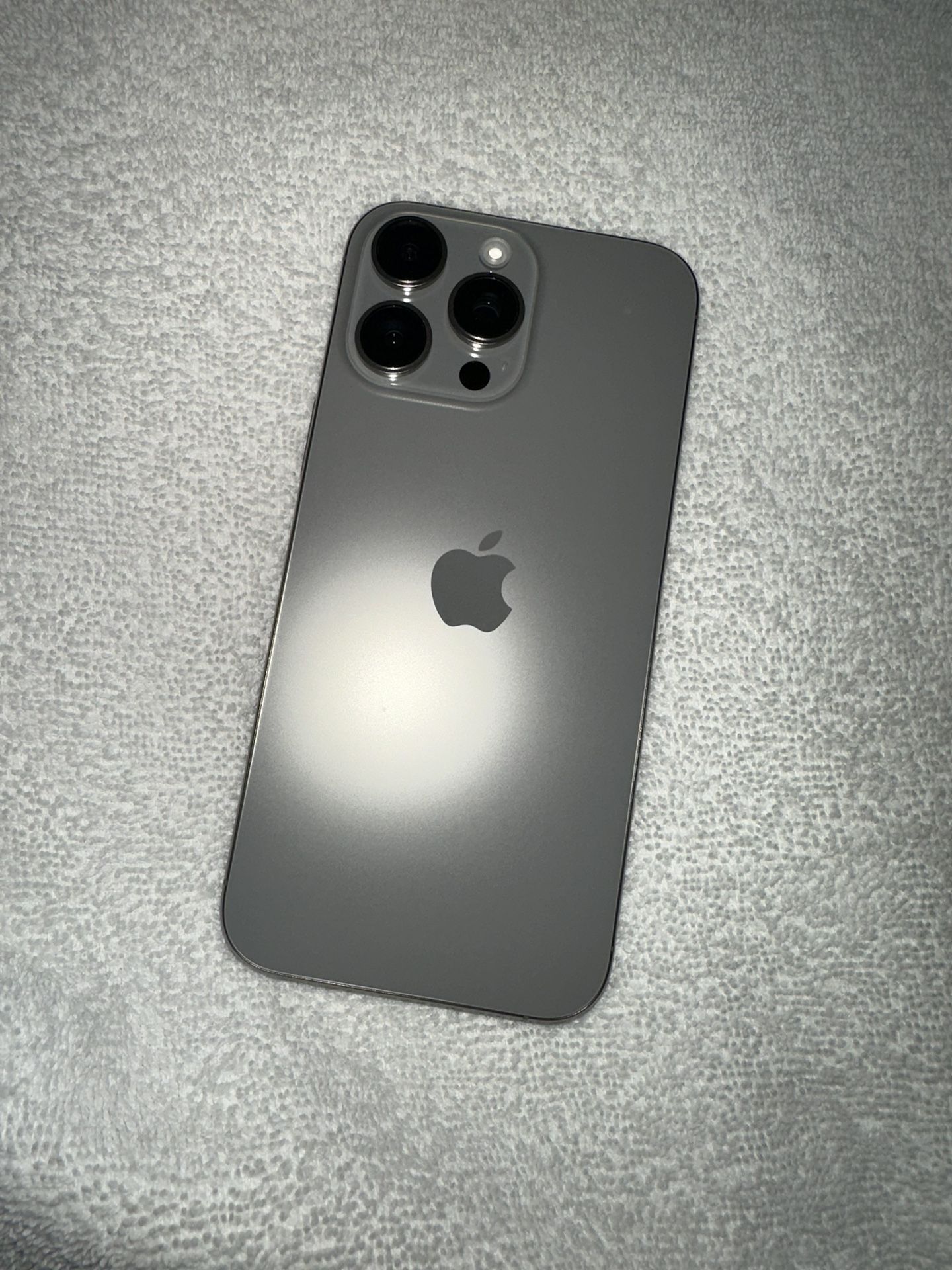 Apple iPhone 16 Pro Max Natural Unlocked New Never Used