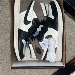Jordan 1s mocha 
