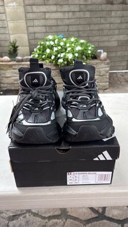 Adid Chunky Trail Sneakers Black White size US 7