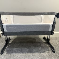 Mika Micky Bedside Bassinet