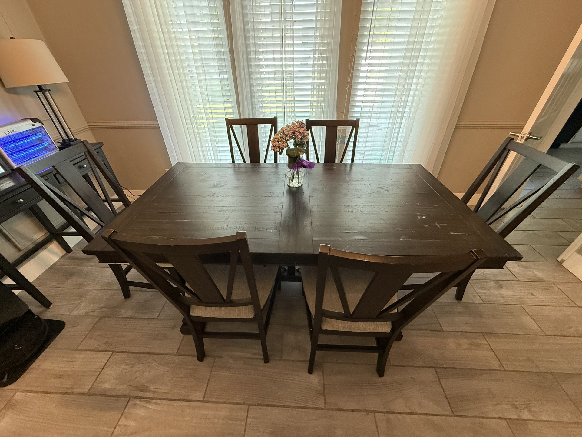 90in Dining Table For 6