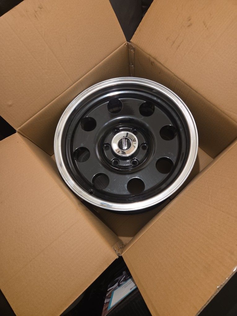 4 Brand New 6 Lug Wheels