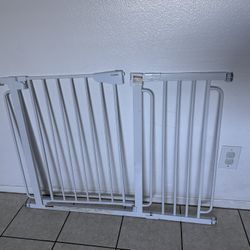 Cumbor 29.7"-57" Baby Gate for Stairs, Dog Gate for Doorways, Pressure Mounted Self Closing Gates