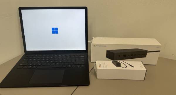 13.5" Black Microsoft Surface Laptop 4 +Accessories