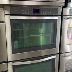 Whirlpool 30”Wide Electric Double Wall Oven In Stainless Steel 