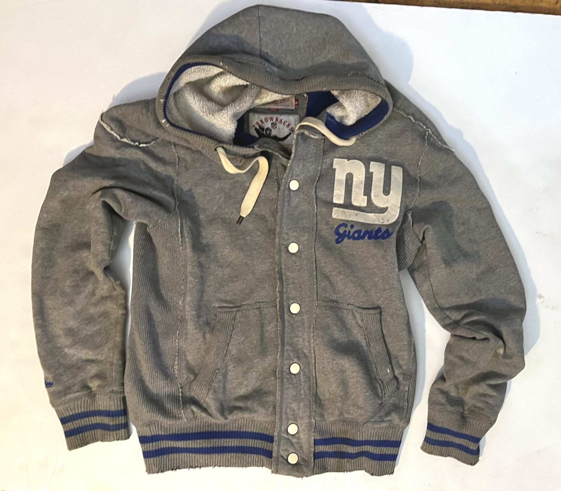 Vintage & Rare Mitchell & Ness Throwback Grey New York Giant Fur Hooded Sweatshirt/Jacket - Small