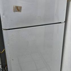 White Kenmore Refrigerator 
