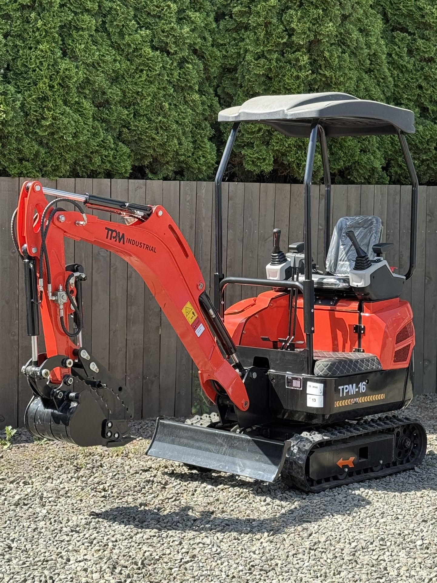 TPM-16 Mini Excavator – Brand New & Fully Loaded