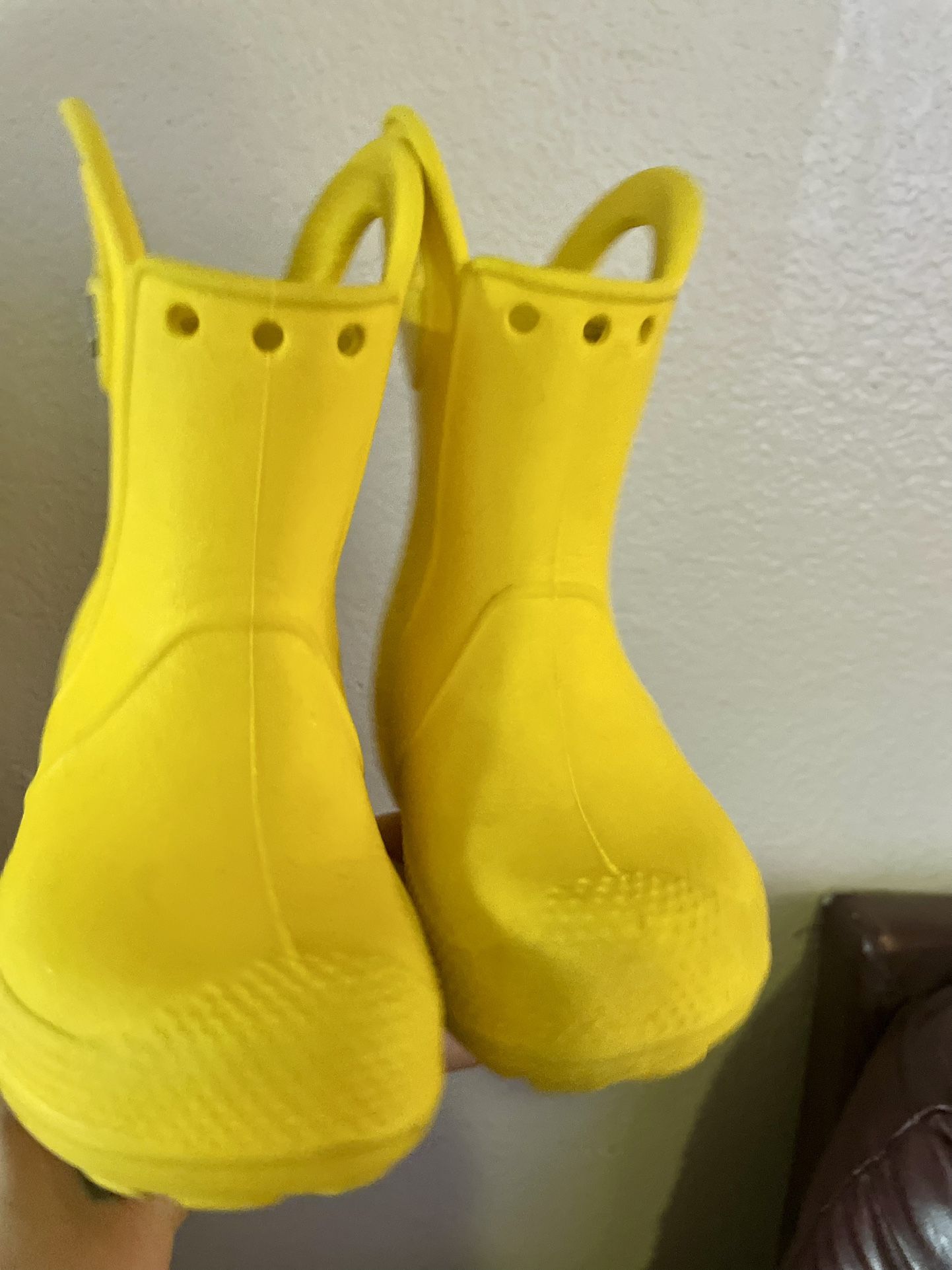 Boots 6C