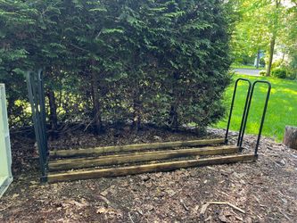 Adjustable Log Rack with Steel Uprights