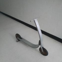Shooting Star Vintage Scooter
