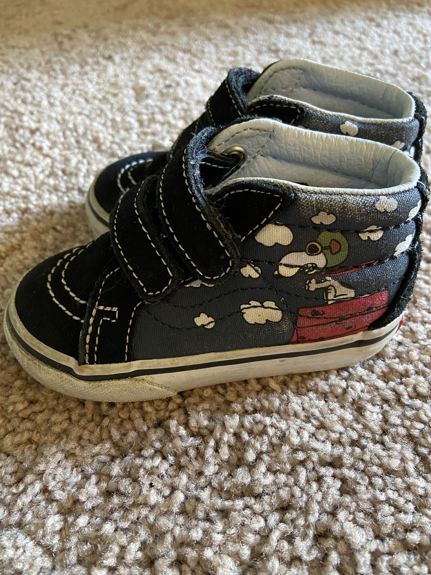 Snoopy Vans