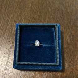 1 Carat Oval Cut Moissanite Engagement Ring