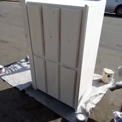 Reduced Price Originally $200 Great DIY Project Solid Wood Dresser Please Read Description 