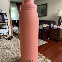 Hydrapeak 40oz Sport Insulated Water Bottle with Straw or Chug Lid, Leak & Spill Proof