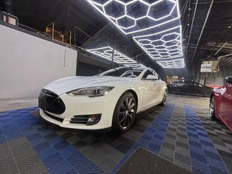 2012 Tesla Model S