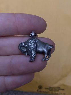Buffalo necklace (x2)