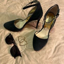 Black Shoes Size 7