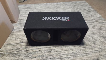 Kicker Sub box two 12s