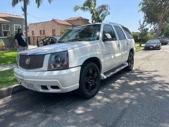 2003 Cadillac Escalade