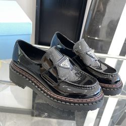 Pr,ada     shoes 