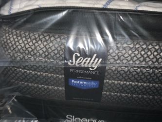 Brand new pillow top king size mattress