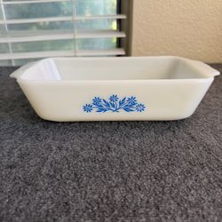 Vintage Corning Ware Blue Cornflower P-4-B Loaf Pan 1-3/4 Cup