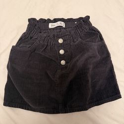 Zara dark gray corduroy skirt size 4-5t in good condition, hardly worn