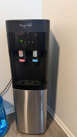 Megachef bottom load hot and cold water dispense