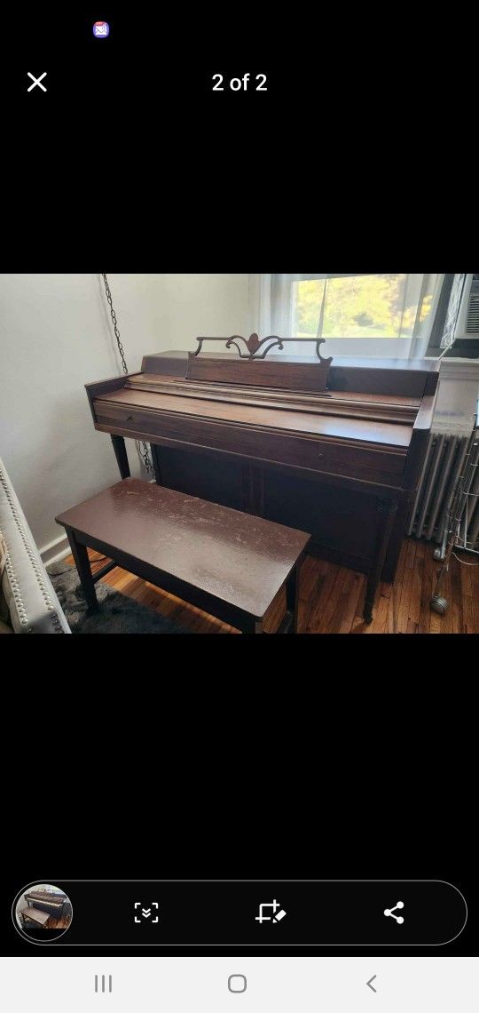 Vintage Piano