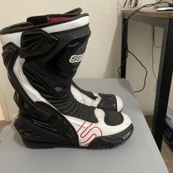 Sedici 1 Piece Track Suit With Boots 