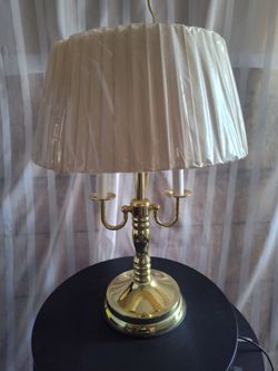Candle light table lamp