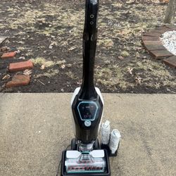 Bisswell Crosswave Vacuum/ Wet Vac Cordless Max