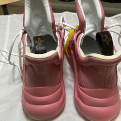 Louis Vuitton Monogram Archlight Sneakers