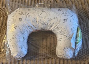 New Boppy Breastfeeding Nursing Baby Pillow - Gray Gentle Leaves