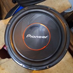 Pioneer Subwoofer