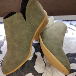 Green Suede Ankle Boots Size 9