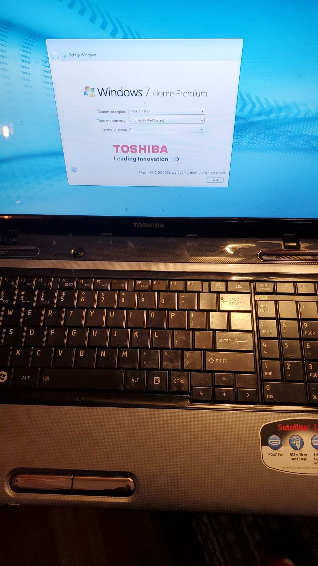 Toshiba laptop L755