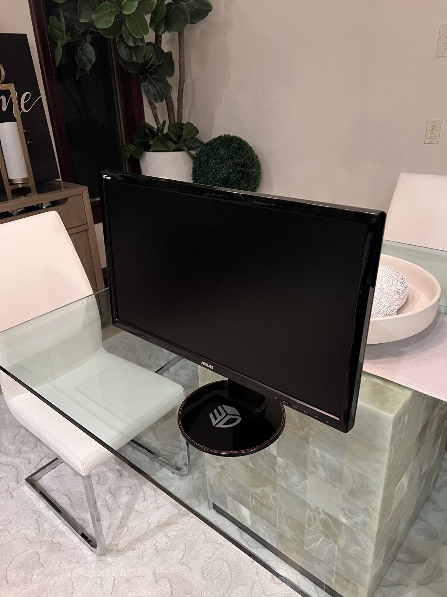 Asus 144 Hrtz Gaming Monitor