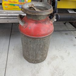 Farm House 🏠 Milk Jug 