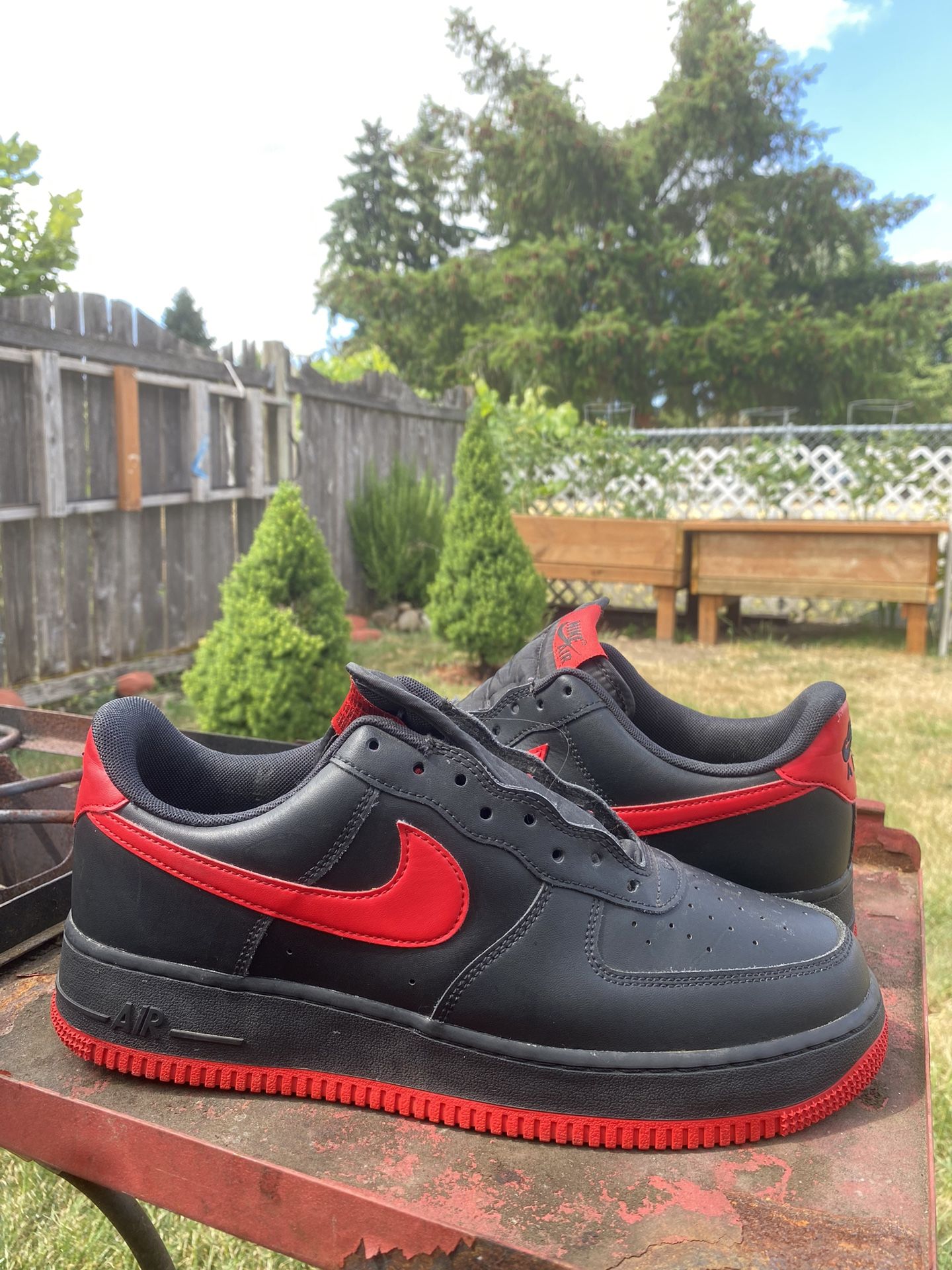 Nike Air Force 1 Bred