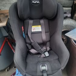 Nuna car seat