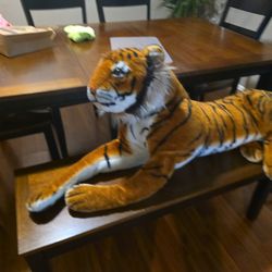 4ft Wide Tiger Plush (CHEAP)