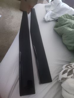 Side skirts