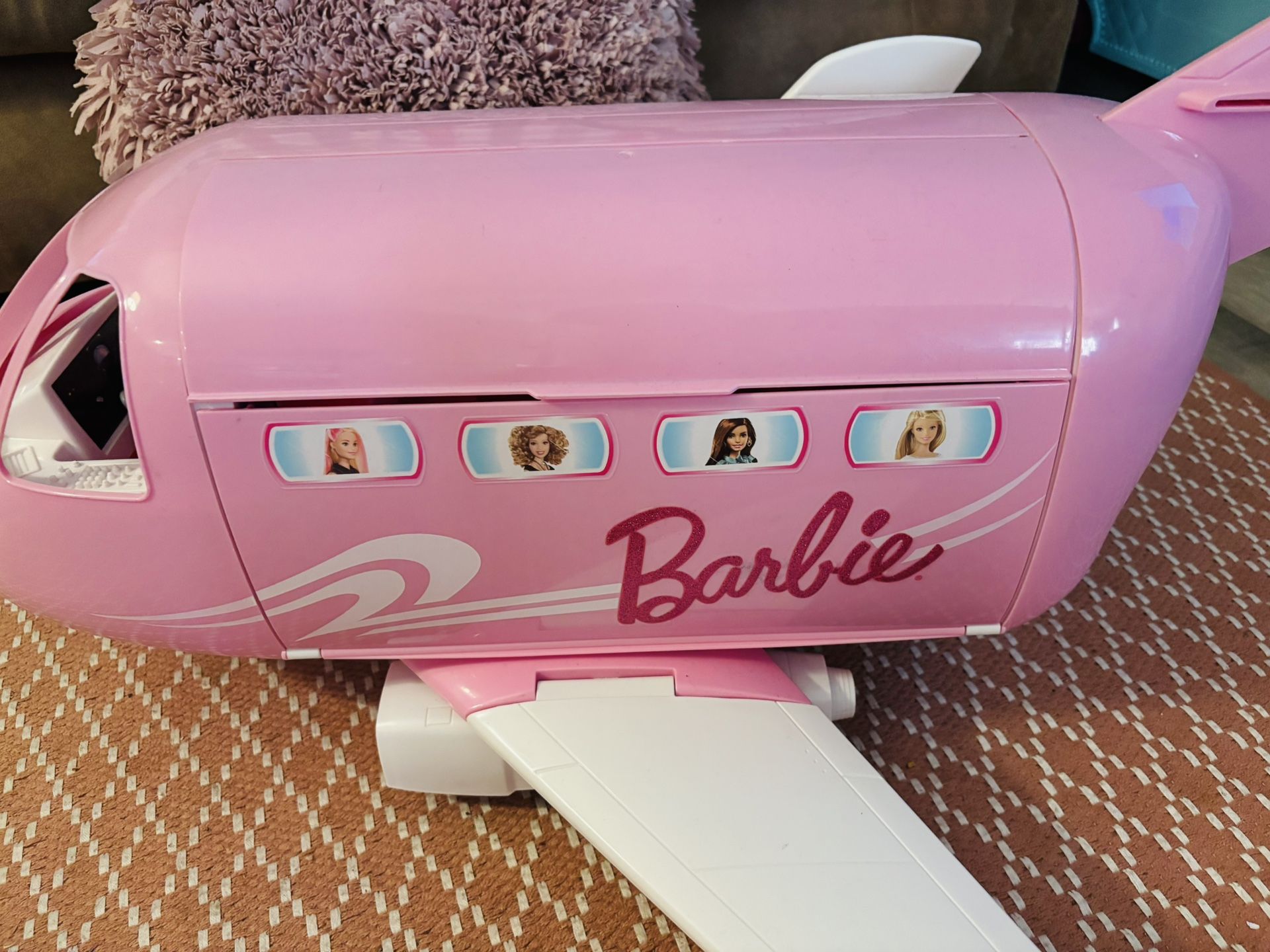 Mattel Barbie Pink Passport Glamour Vacation Jet Airplane Plane